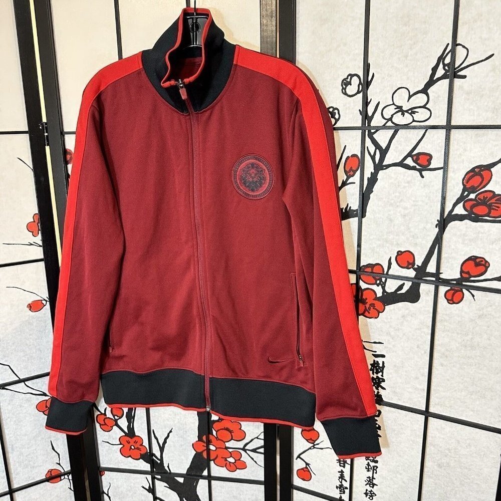 Nike Lebron King James Lion Red Black Track Jacket Large Full Zip Size XL Rare